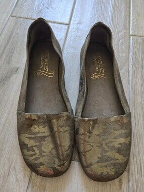 Aerosoles Stitch N Turn Metallic Camo Flats, 9